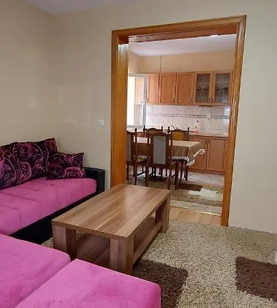 Apartament Away From